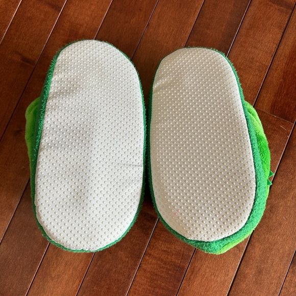 Stompeez Green Crocodile Alligator Plush Slippers Youth Medium - Picture 4 of 6